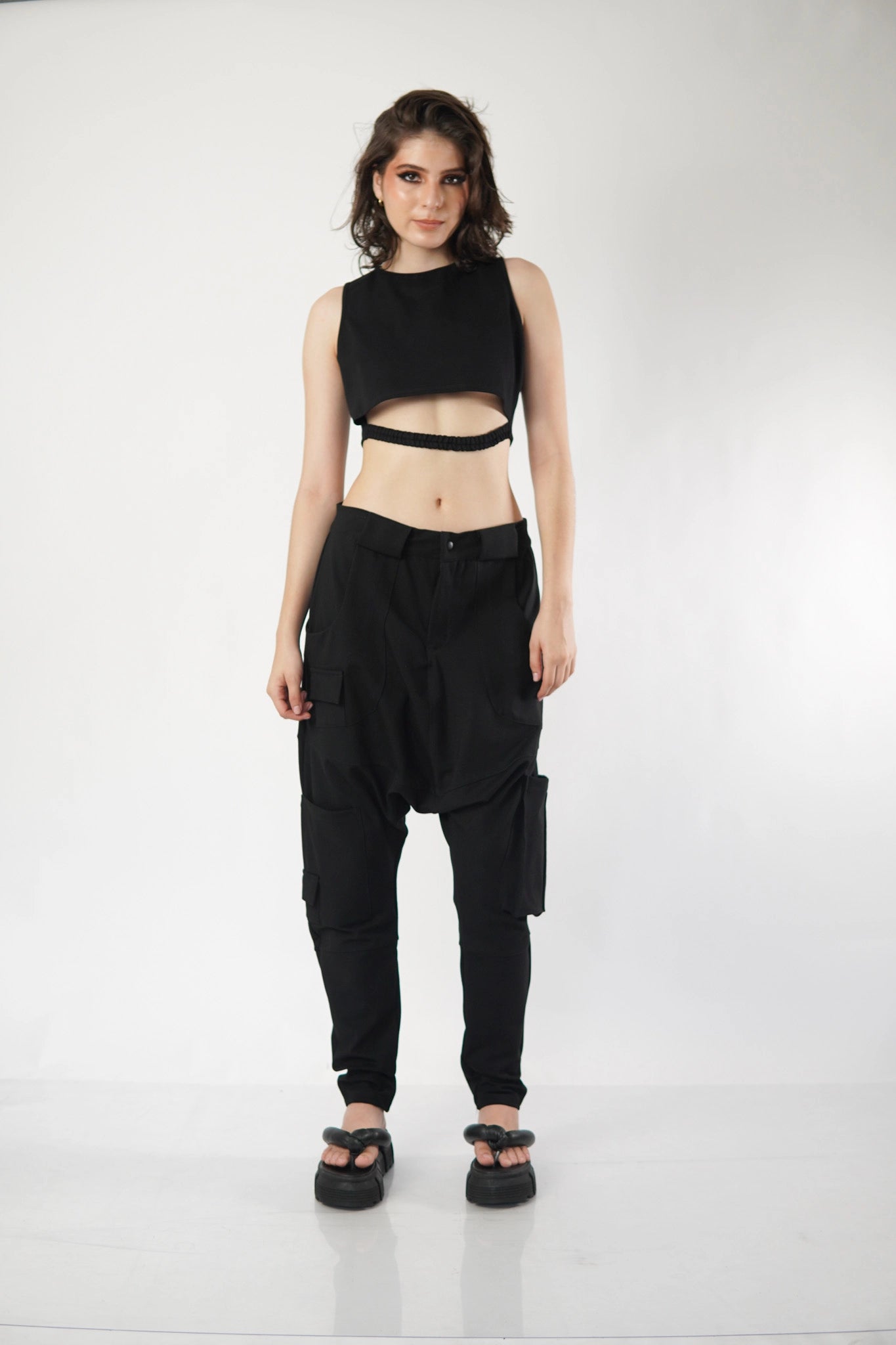 SARIN CROPTOP