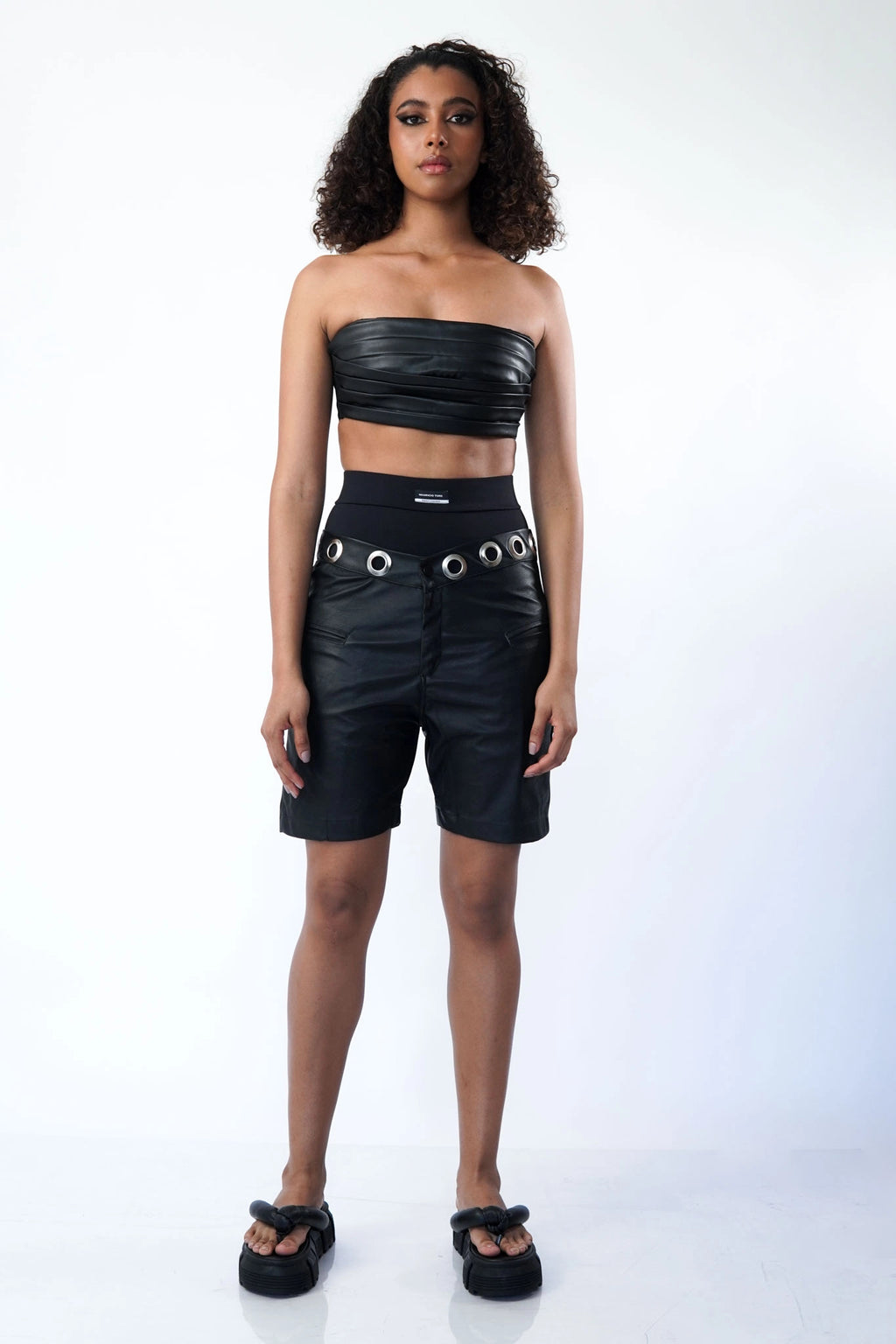 HOOPS SHORTS