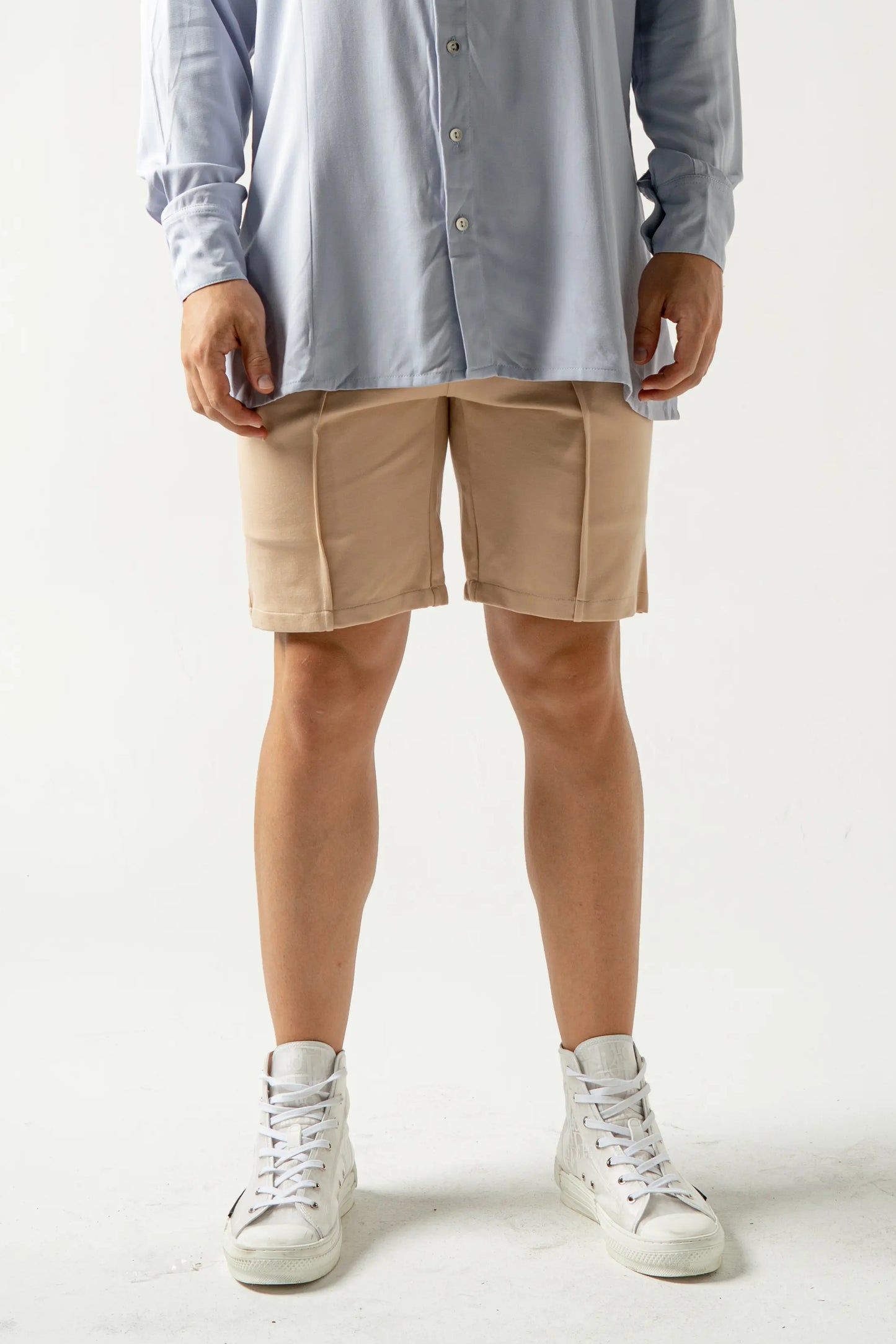 AQUILA SHORT